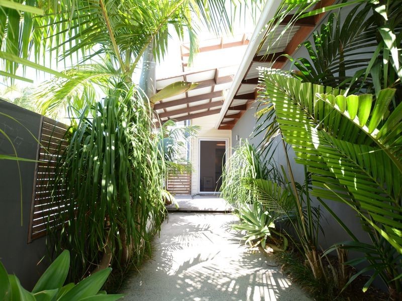 18 Surfsound Avenue, Wallabi Point NSW 2430