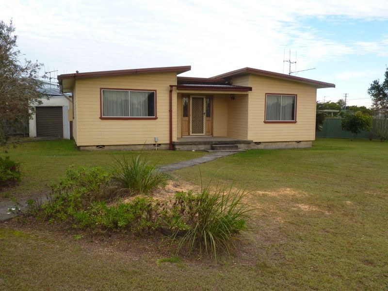 5 Dolphin Avenue, Taree NSW 2430