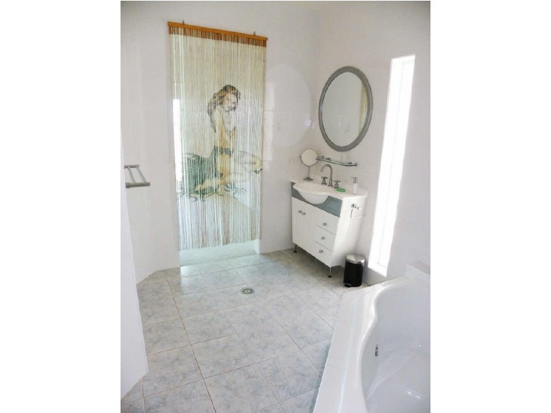 9 Seaview Parade, Wallabi Point NSW 2430