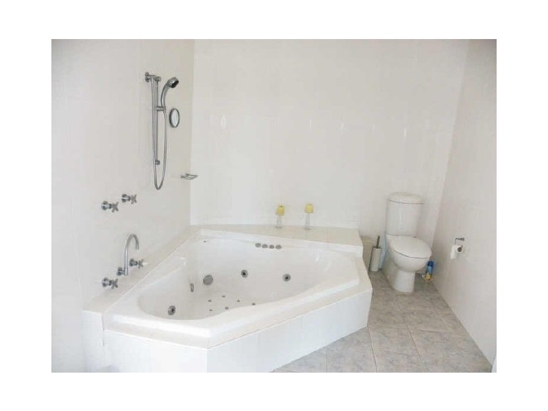 9 Seaview Parade, Wallabi Point NSW 2430