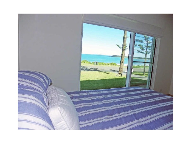 9 Seaview Parade, Wallabi Point NSW 2430