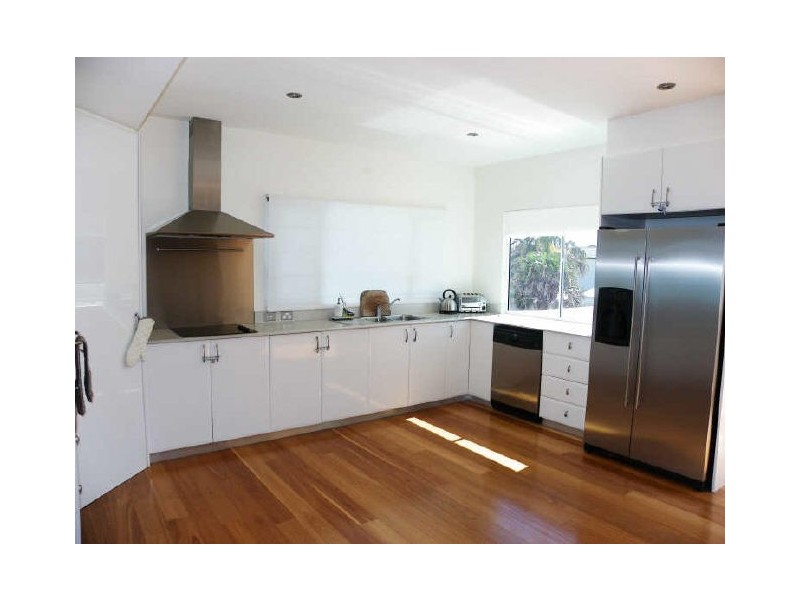 9 Seaview Parade, Wallabi Point NSW 2430