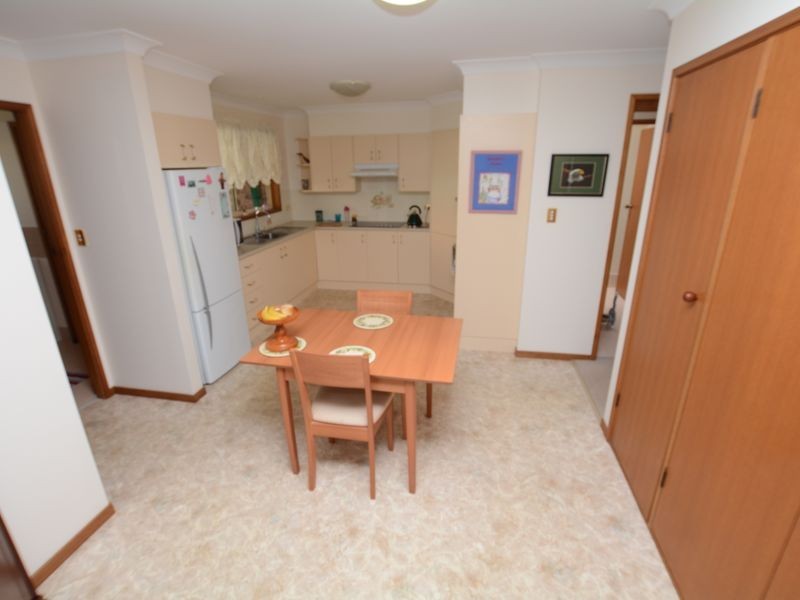 1/18 Farleigh Street, Old Bar NSW 2430