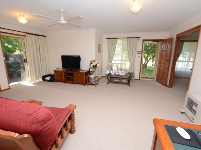 1/18 Farleigh Street, Old Bar NSW 2430
