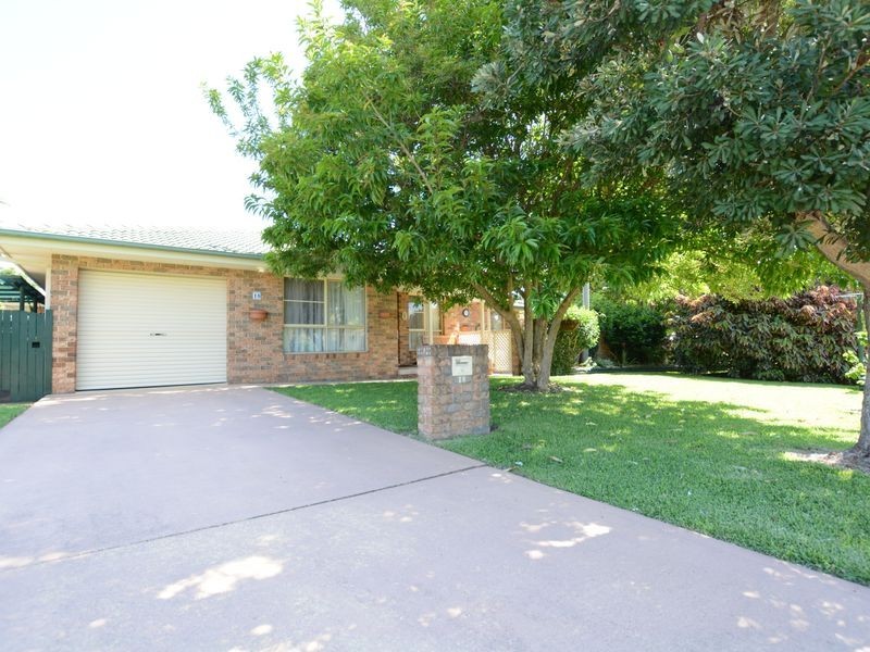 1/18 Farleigh Street, Old Bar NSW 2430