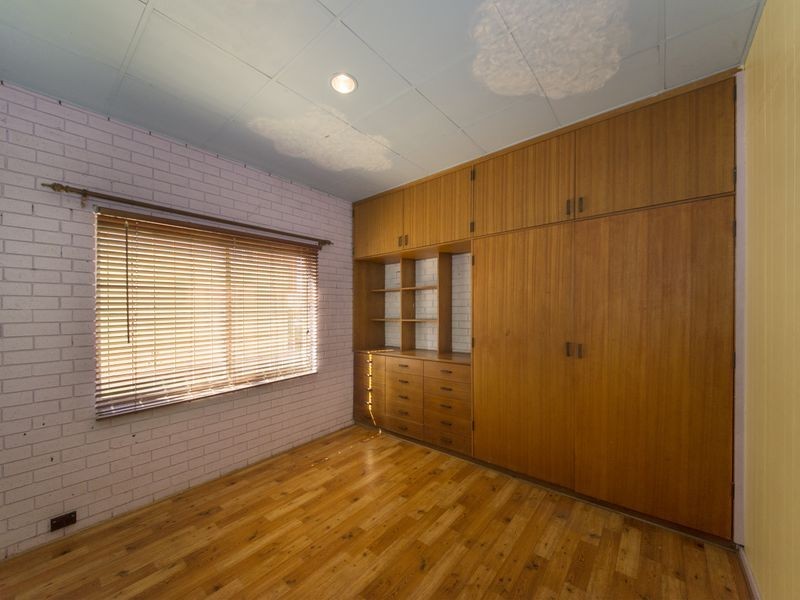 9 Kolang Street, Old Bar NSW 2430