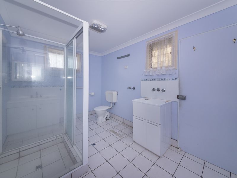 9 Kolang Street, Old Bar NSW 2430