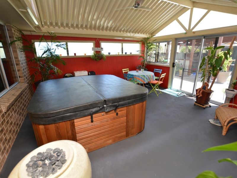 43 Richardson Street, Old Bar NSW 2430