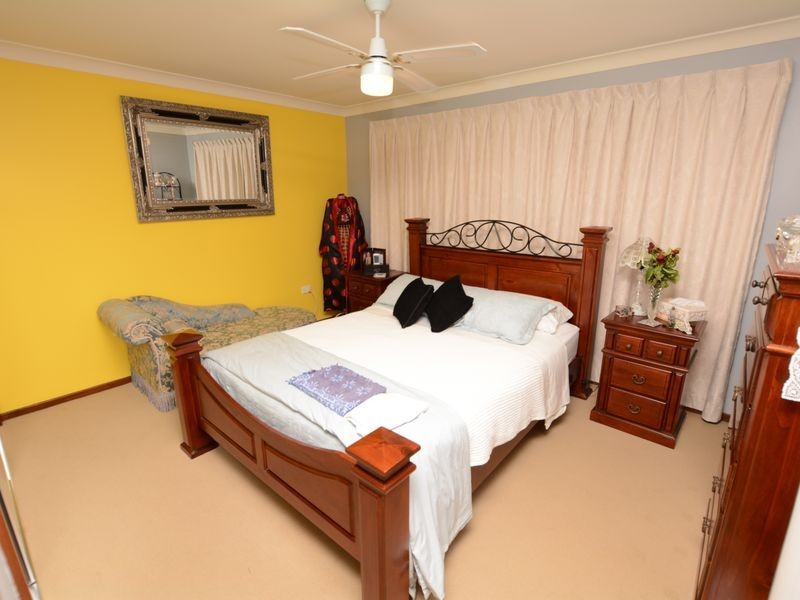 43 Richardson Street, Old Bar NSW 2430