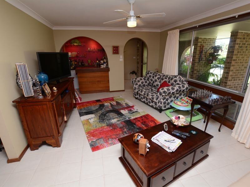 43 Richardson Street, Old Bar NSW 2430