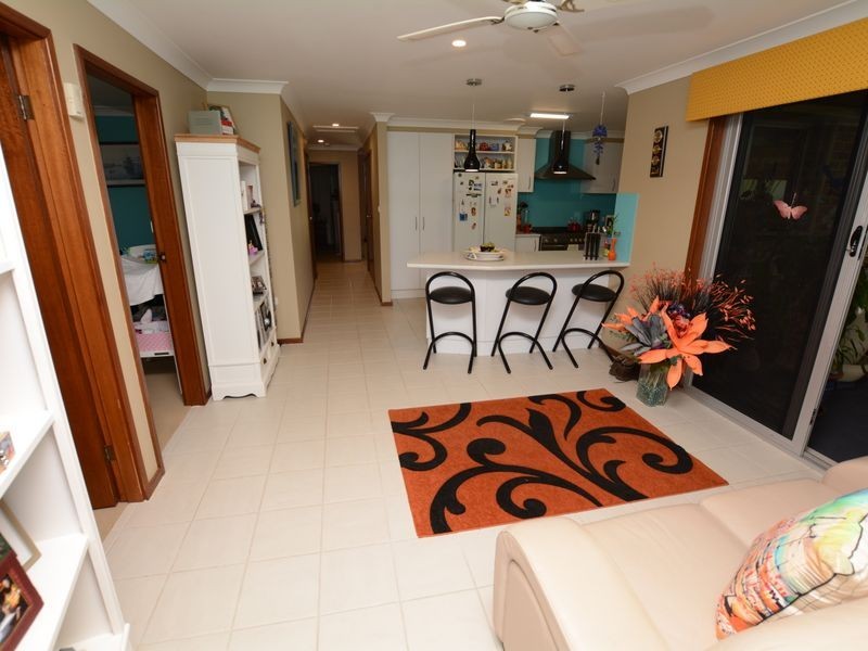 43 Richardson Street, Old Bar NSW 2430