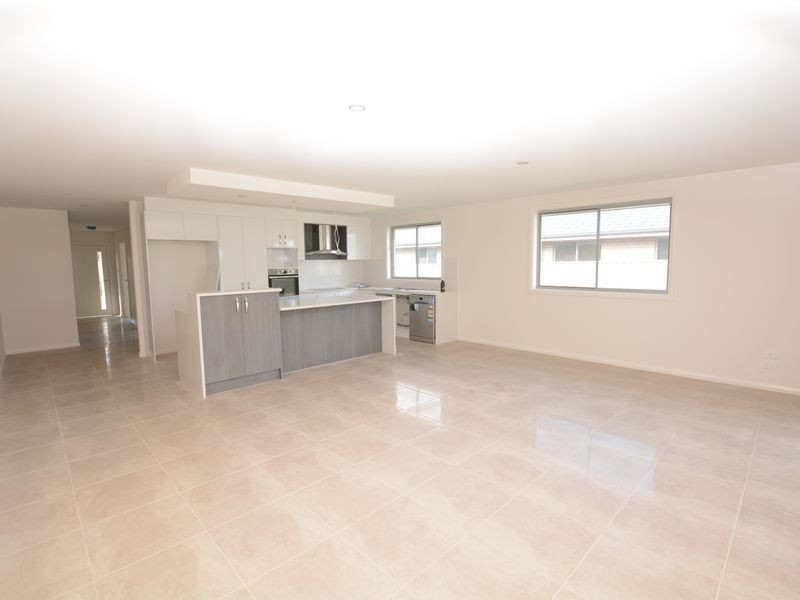 80 Forest Lane, Old Bar NSW 2430