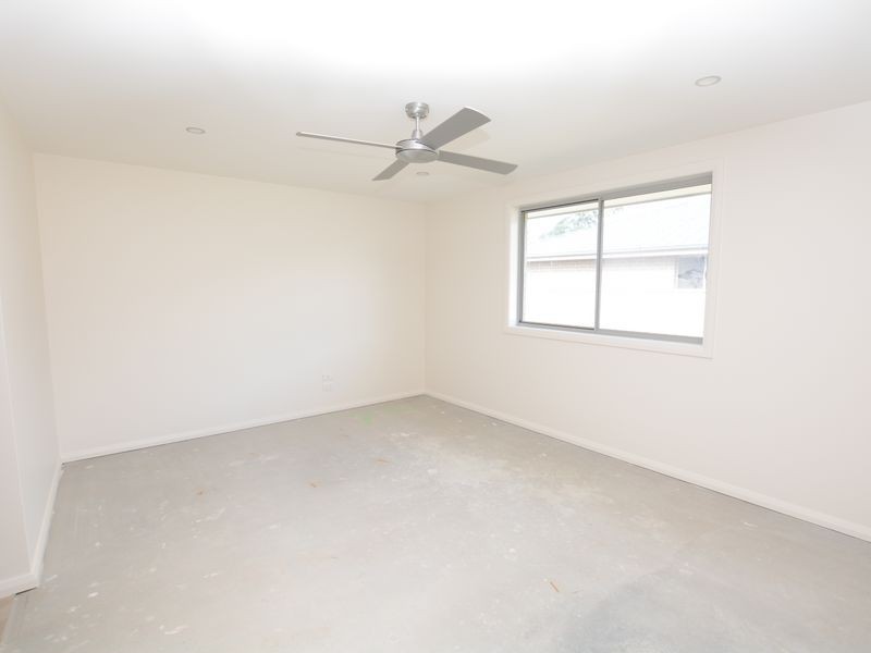 80 Forest Lane, Old Bar NSW 2430