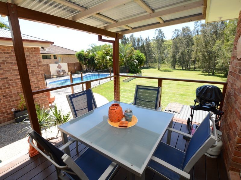 128 Waterman Street, Old Bar NSW 2430