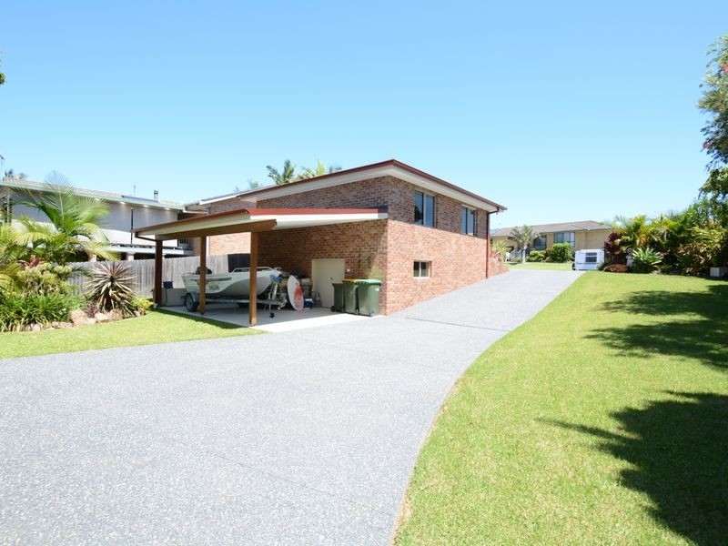 128 Waterman Street, Old Bar NSW 2430