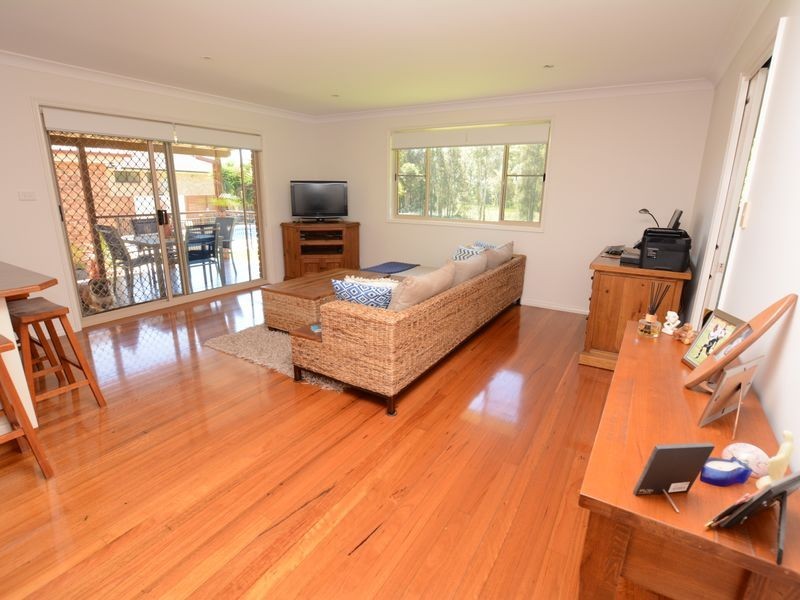 128 Waterman Street, Old Bar NSW 2430