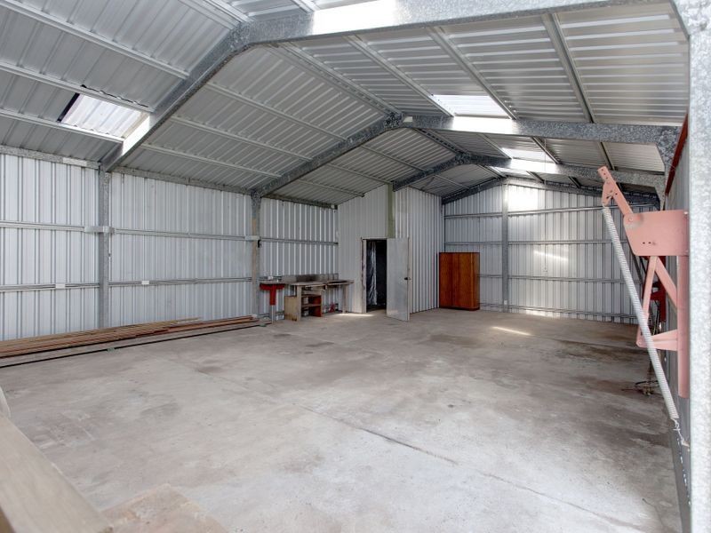 186 Beach Road, Mitchells Island NSW 2430