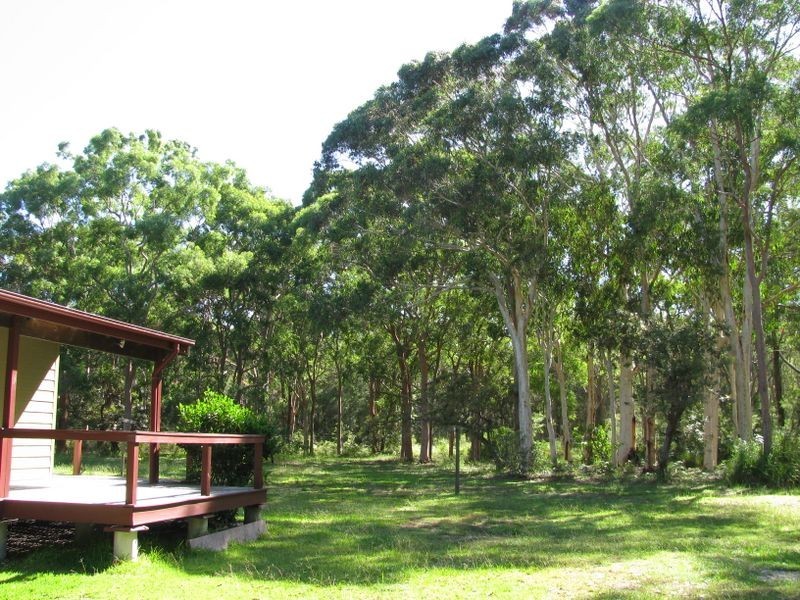 186 Beach Road, Mitchells Island NSW 2430