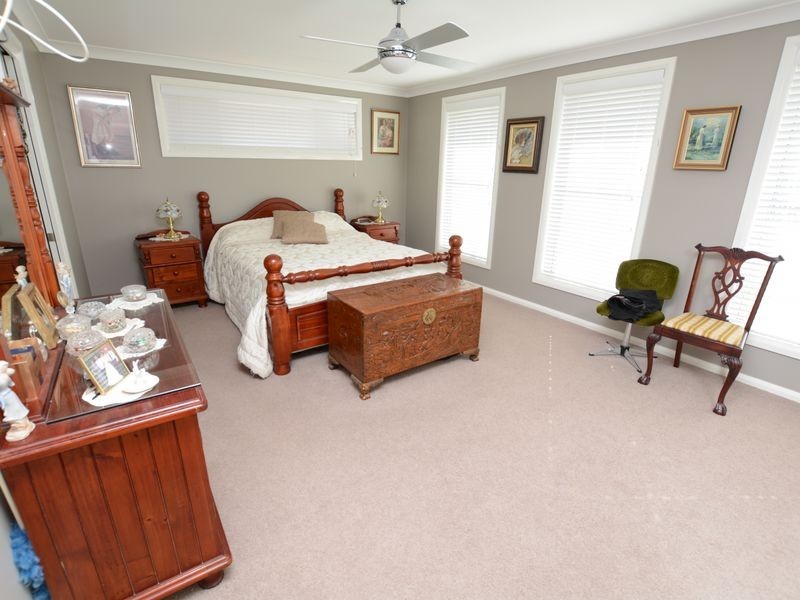 6 Railton Ave, Taree NSW 2430