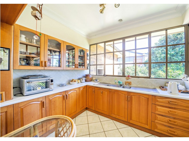 33 Waterman Street, Old Bar NSW 2430