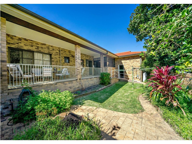 33 Waterman Street, Old Bar NSW 2430