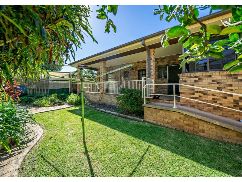 33 Waterman Street, Old Bar NSW 2430