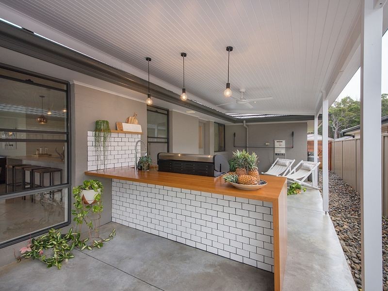 36 Albatross Way, Old Bar NSW 2430