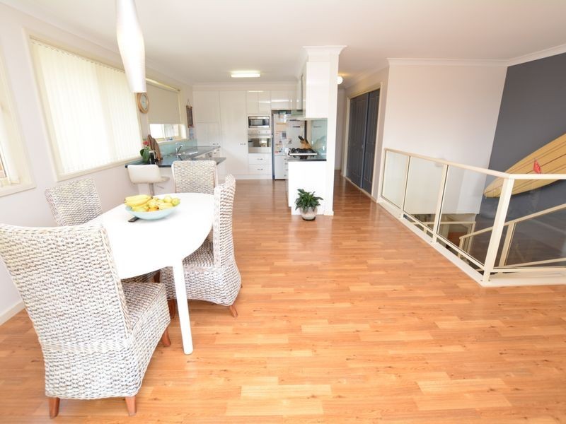 2 Pacific Street, Wallabi Point NSW 2430