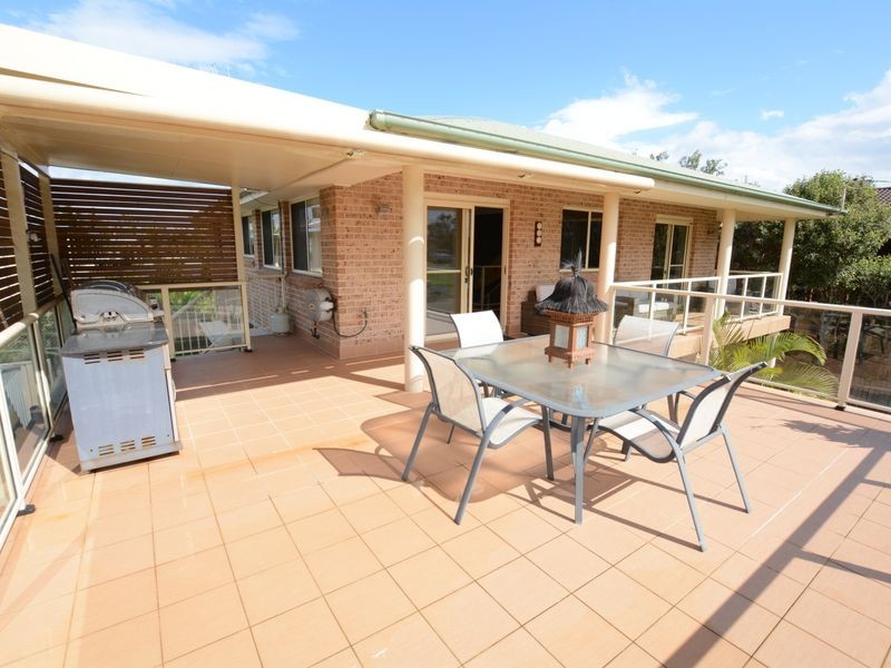 2 Pacific Street, Wallabi Point NSW 2430