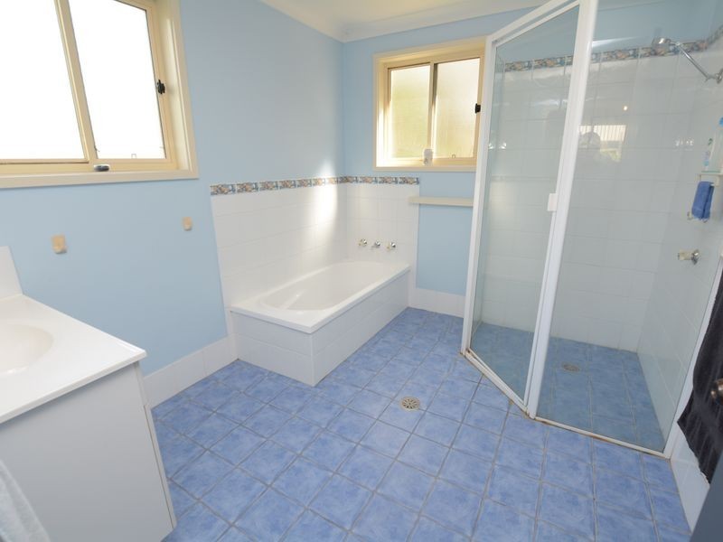 2 Pacific Street, Wallabi Point NSW 2430