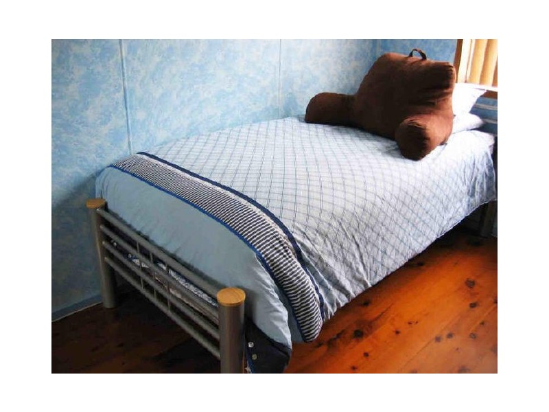 24 Old Bar Road, Old Bar NSW 2430