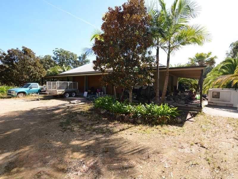 741 Old Bar Road, Old Bar NSW 2430