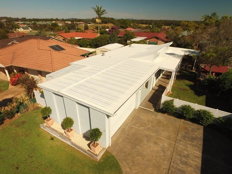 5 Carrabeen Drive, Old Bar NSW 2430