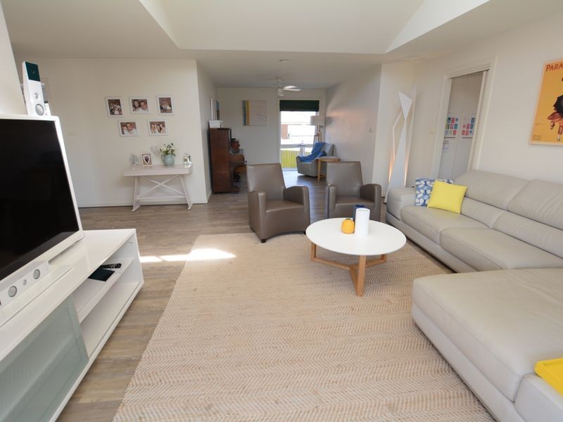 5 Carrabeen Drive, Old Bar NSW 2430
