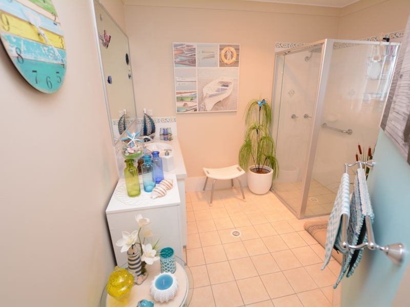 2/16 Rosier Place, Old Bar NSW 2430