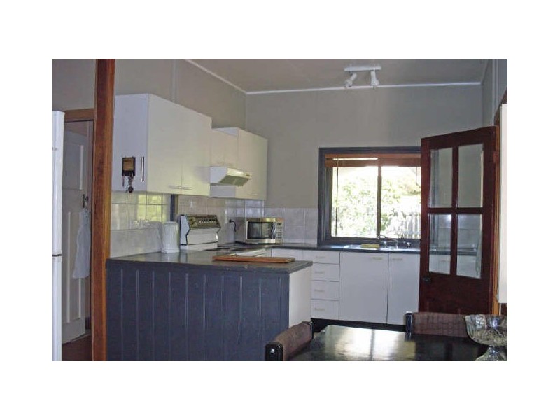 102-104 Old Bar Road, Old Bar NSW 2430