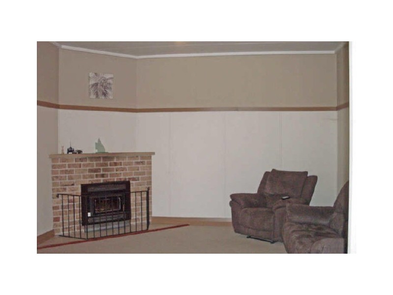 102-104 Old Bar Road, Old Bar NSW 2430