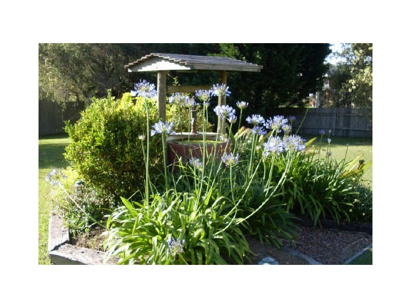 102-104 Old Bar Road, Old Bar NSW 2430