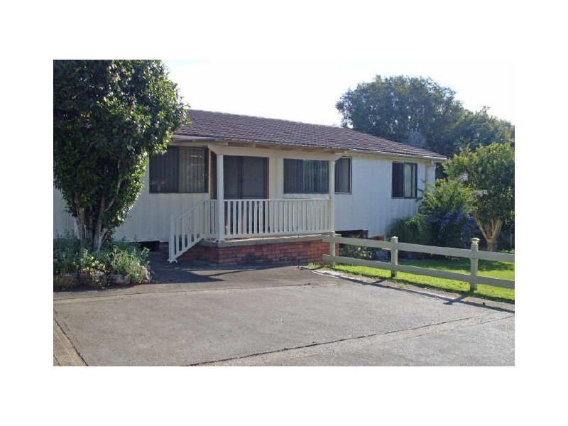 102-104 Old Bar Road, Old Bar NSW 2430