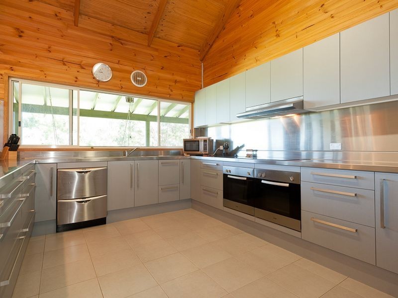 9 Voss Place, Mitchells Island NSW 2430