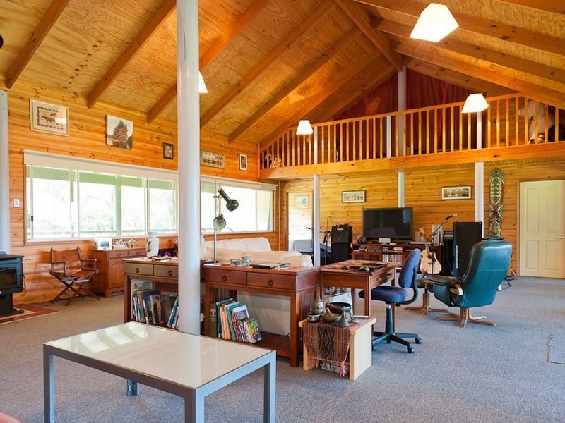 9 Voss Place, Mitchells Island NSW 2430