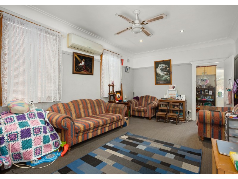 9 Waterman Street, Old Bar NSW 2430