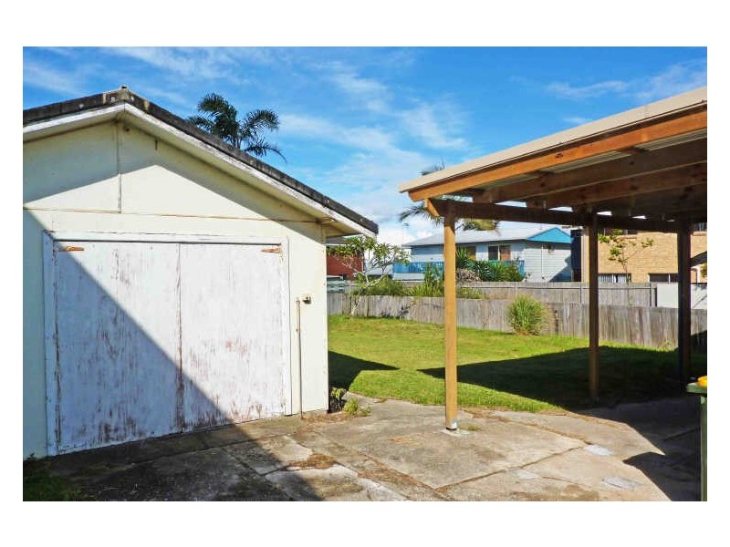 10 Pacific Street, Wallabi Point NSW 2430
