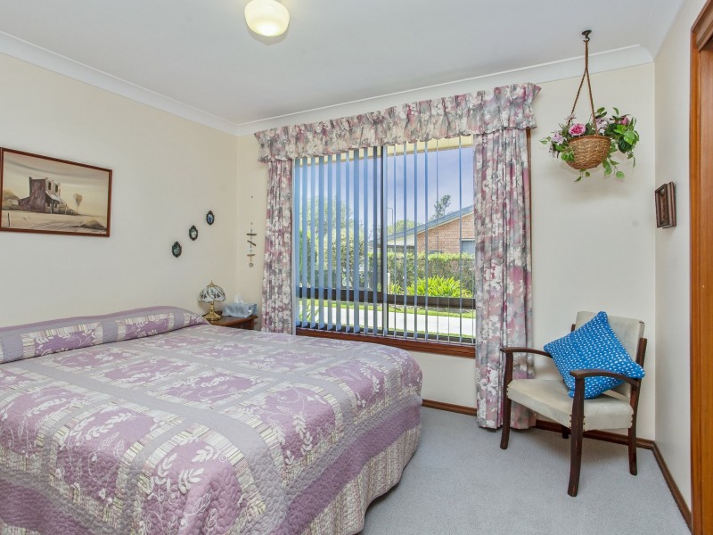 30 Joel Drive, Old Bar NSW 2430
