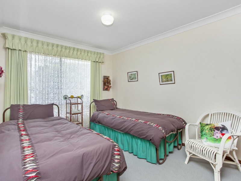 30 Joel Drive, Old Bar NSW 2430