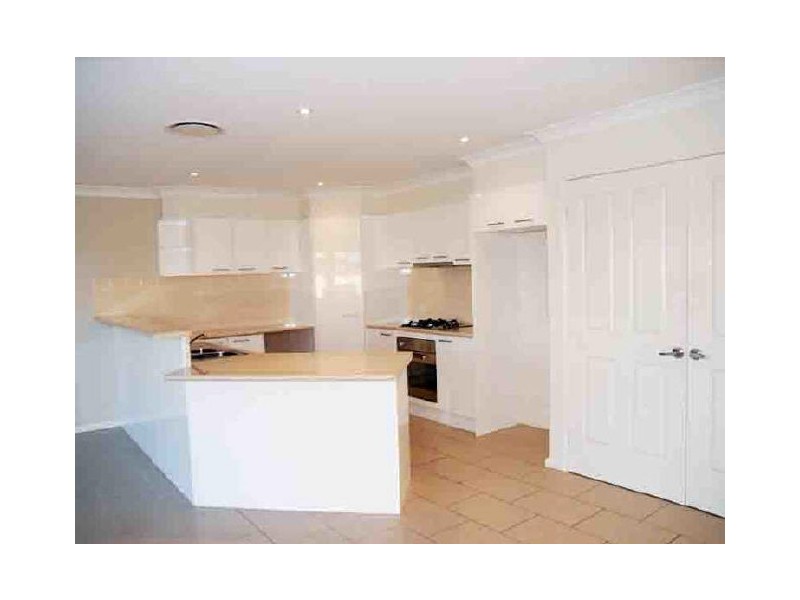 3/2 Mistral Place, Old Bar NSW 2430