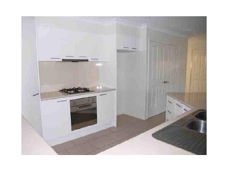 3/2 Mistral Place, Old Bar NSW 2430