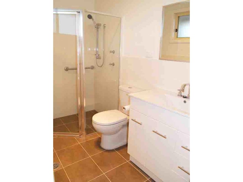 3/2 Mistral Place, Old Bar NSW 2430