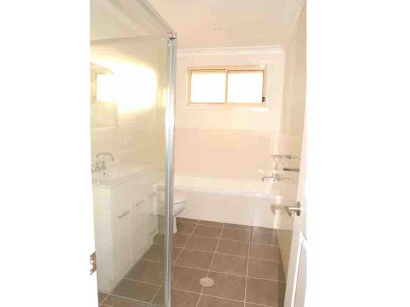 3/2 Mistral Place, Old Bar NSW 2430