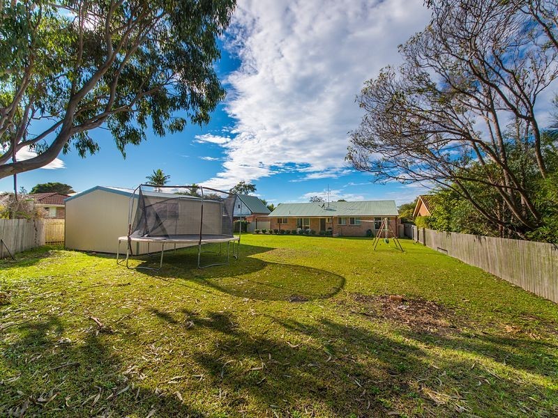 1 Rushby Drive, Old Bar NSW 2430